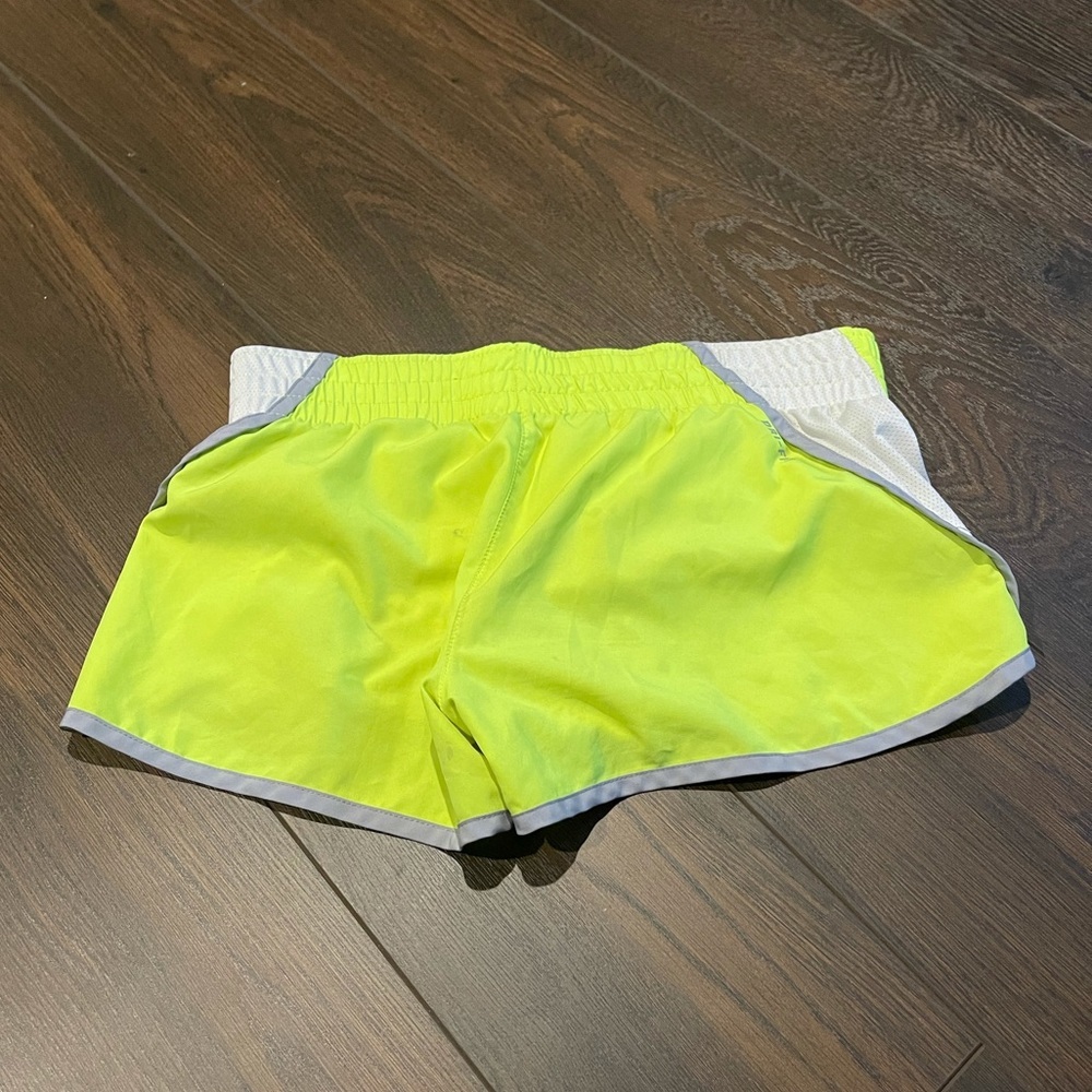 Nike dri fit running shorts - Picture 3 of 3